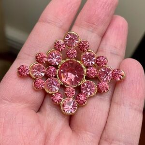 Vintage Pink Rhinestone Brooch / Pin